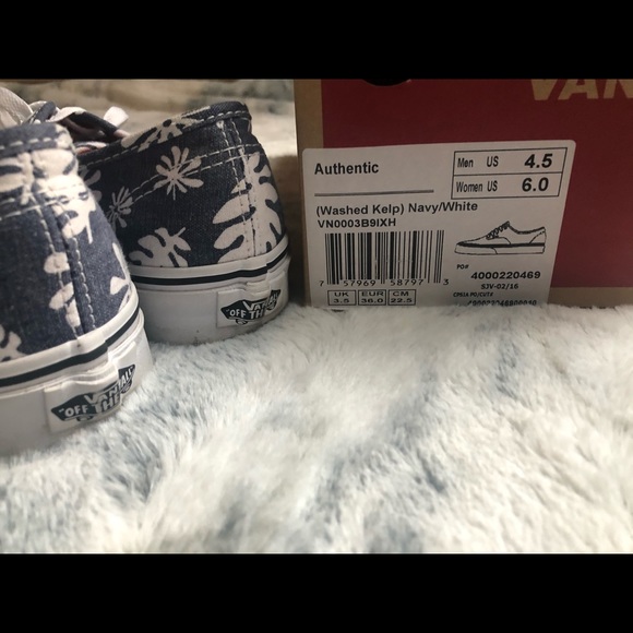Vans shoes - Picture 6 of 8